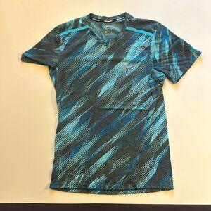 Nike Running Shirt - Men’s Small